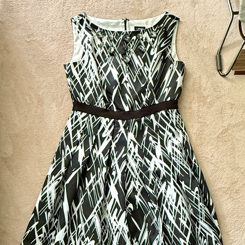 JAX black and white Party Dress with Gemstone Neckline